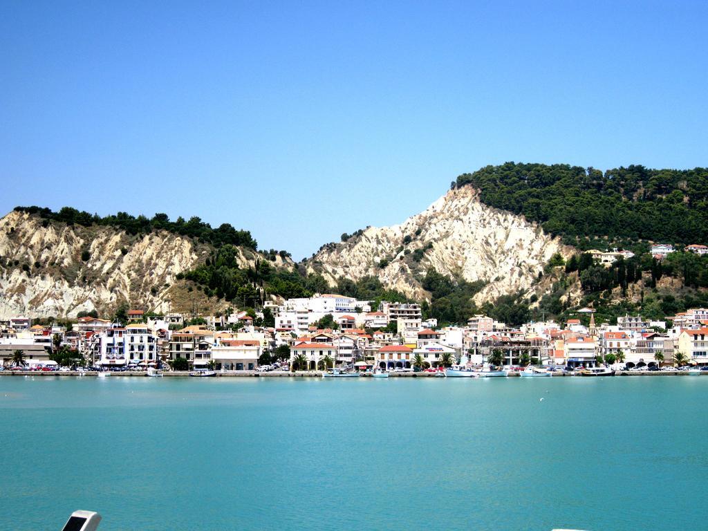 Port View Apartment Zakynthos Town Exterior photo