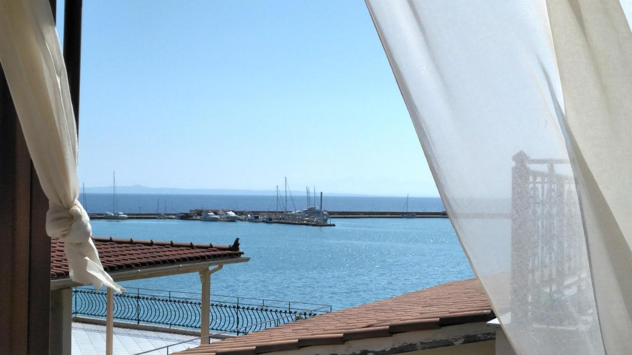 Port View Apartment Zakynthos Town Exterior photo