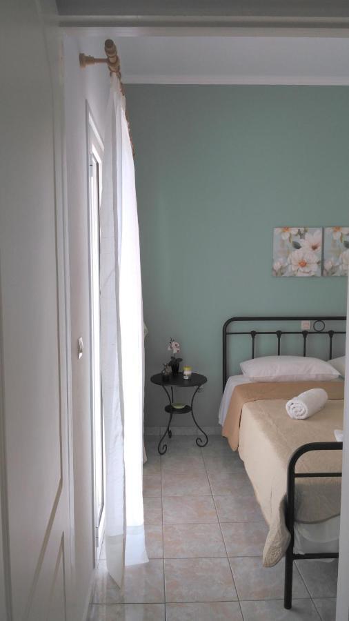 Port View Apartment Zakynthos Town Exterior photo